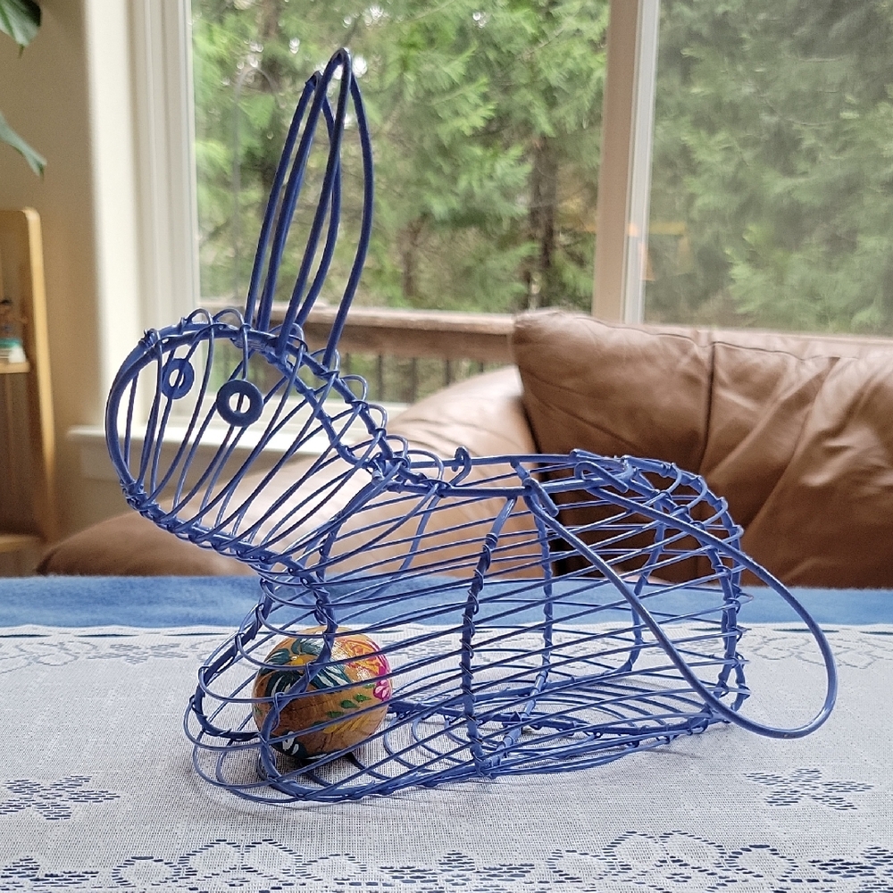 Purple Wire Bunny Rabbit Basket With Painted Wooden Egg